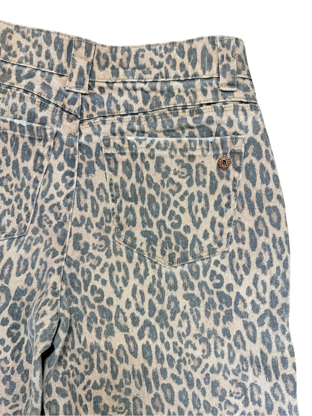 Democracy “Ab”solution Leopard Print Cropped Barrel/Cargo Jeans Size 4